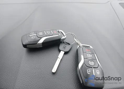 2017 Ford Edge Sel z USA, uszkodzony, nr VIN 2FMPK4J91HBB10980